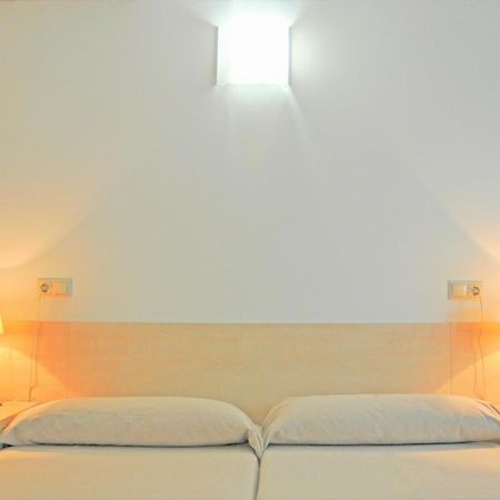 Residencia Universitaria Resa Sant Jordi Tarragona Bagian luar foto