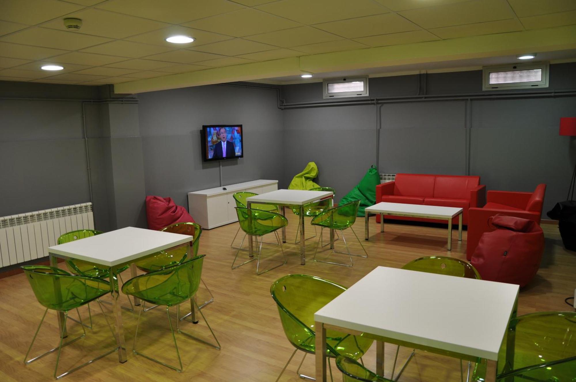 Residencia Universitaria Resa Sant Jordi Tarragona Bagian luar foto